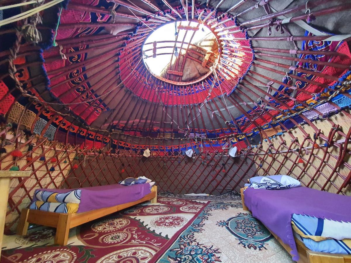 Hostel Nice Каракол Экстерьер фото